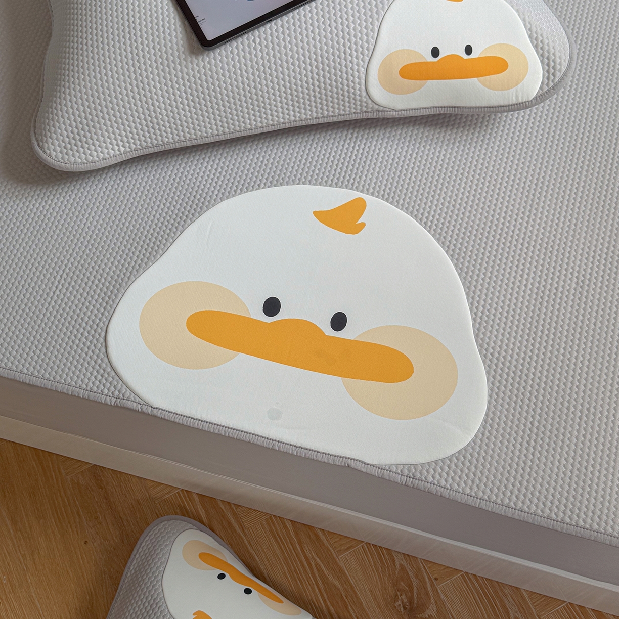 91家纺网 家纺一手货源 找家纺 GUJARY古家丽 2026新款即凉萌趣中分子床笠凉席三件套-风格二 呆萌鸭