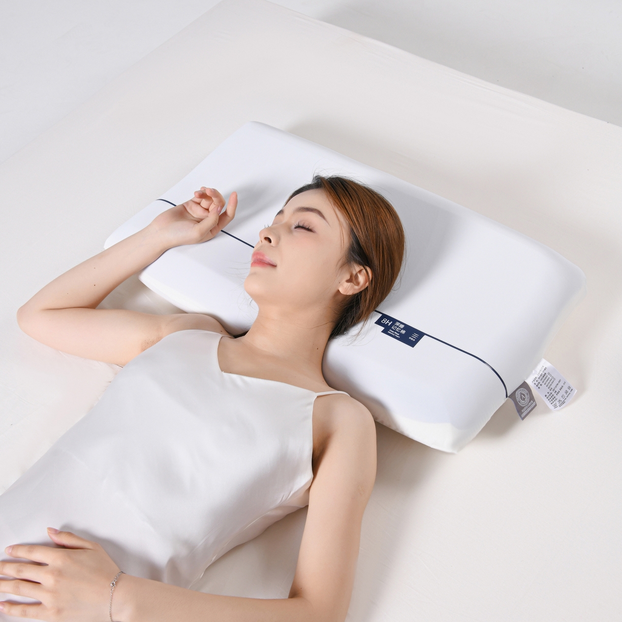 91家纺网 家纺一手货源 找家纺 （总）圣楚家纺 2026新款零压力记忆枕某朵同款酒店记忆棉枕芯深睡眠云朵双芯蓝白Pro零压力记忆棉枕头