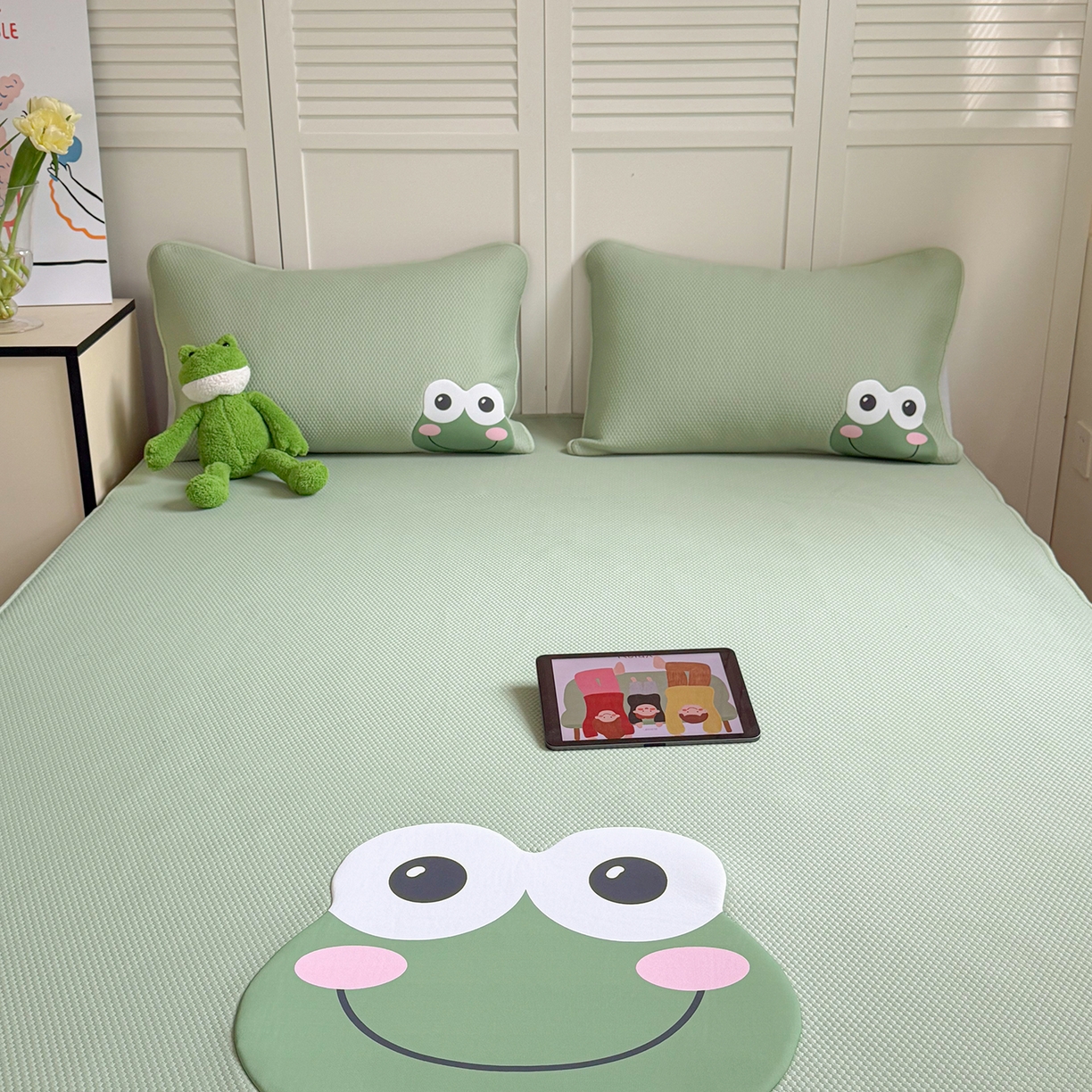 91家纺网 家纺一手货源 找家纺 GUJARY古家丽 2026新款即凉萌趣中分子床笠凉席三件套-风格二 青呱仔