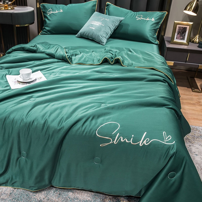 91家纺网 家纺一手货源 找家纺 （总）蕾诺家纺 2026新款冰丝刺绣真丝轻奢简约夏被 被子被芯