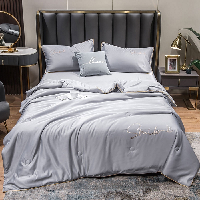 91家纺网 家纺一手货源 找家纺 蕾诺家纺 2026新款冰丝刺绣真丝轻奢简约夏被 被子被芯 潮流-浅灰