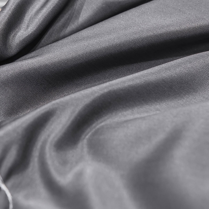 91家纺网 家纺一手货源 找家纺 蕾诺家纺 2026新款冰丝刺绣真丝轻奢简约夏被 被子被芯 潮流-高级灰