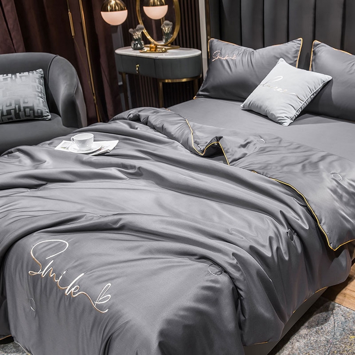 91家纺网 家纺一手货源 找家纺 蕾诺家纺 2026新款冰丝刺绣真丝轻奢简约夏被 被子被芯 潮流-高级灰