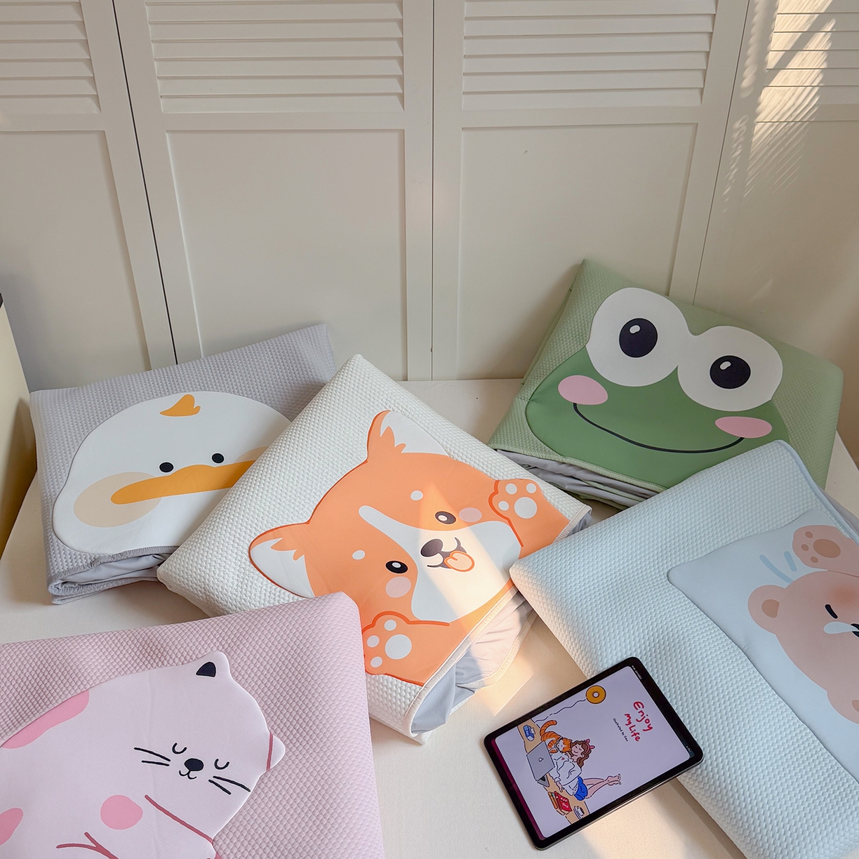 91家纺网 家纺一手货源 找家纺 GUJARY古家丽 2026新款即凉萌趣中分子床笠凉席三件套-风格二 组合图仅展示