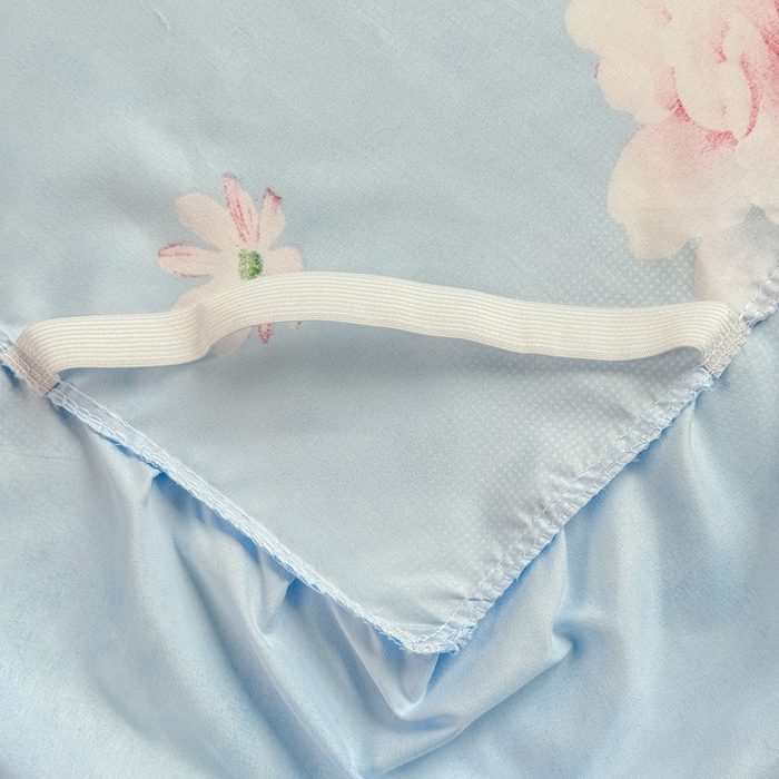 91家纺网 家纺一手货源 找家纺 莎臣豹 2026新款植物羊绒单品单件单床裙可配床裙三件套花房迷香蓝