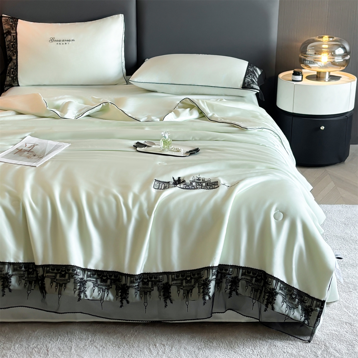 91家纺网 家纺一手货源 找家纺 梵蒂莎 2026新款黑纱城堡系列60s兰精天丝夏被四件套夏凉被空调被被子被芯床单枕套床笠（需要买家秀，加微信 黑纱城堡-元气森林浅绿