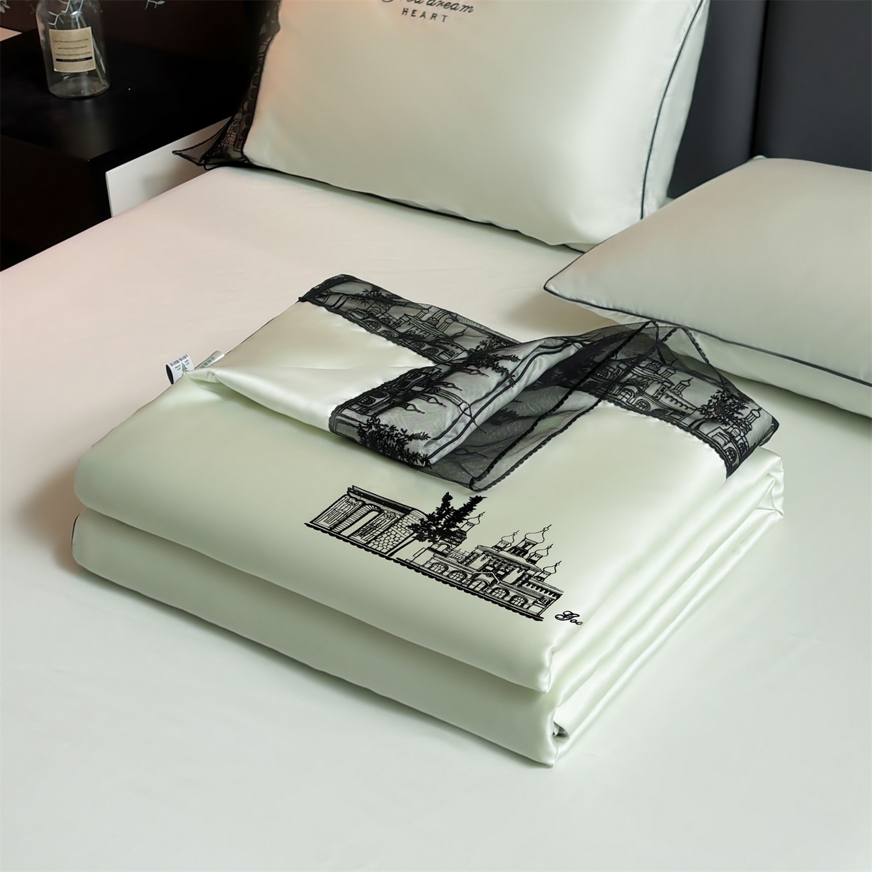 91家纺网 家纺一手货源 找家纺 梵蒂莎 2026新款黑纱城堡系列60s兰精天丝夏被四件套夏凉被空调被被子被芯床单枕套床笠（需要买家秀，加微信 黑纱城堡-元气森林浅绿