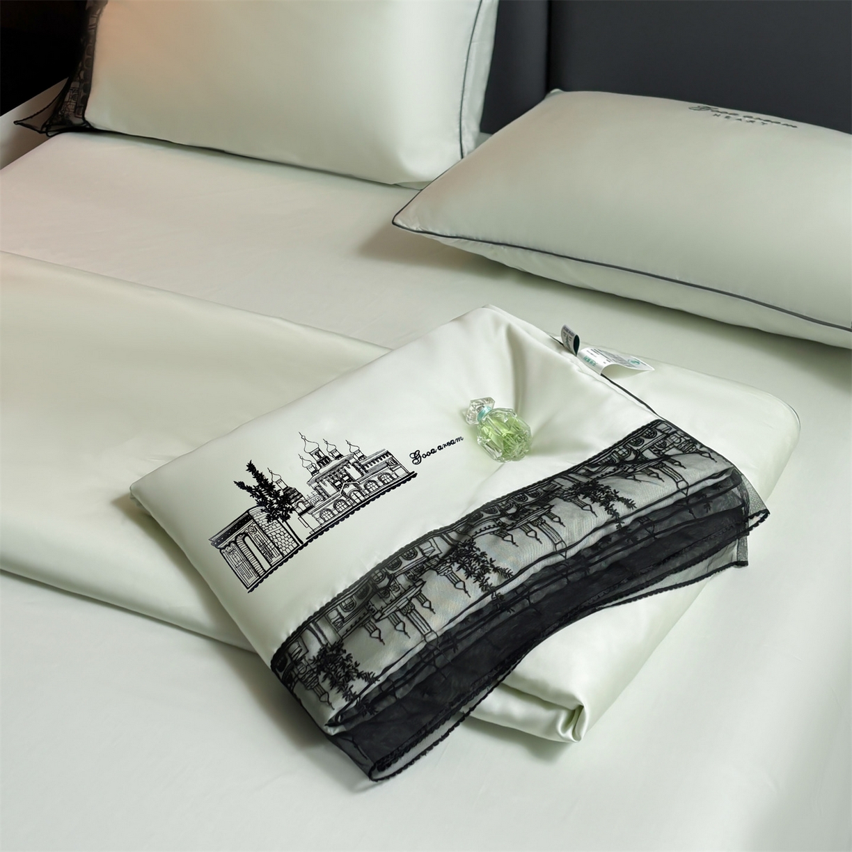 91家纺网 家纺一手货源 找家纺 梵蒂莎 2026新款黑纱城堡系列60s兰精天丝夏被四件套夏凉被空调被被子被芯床单枕套床笠（需要买家秀，加微信 黑纱城堡-元气森林浅绿