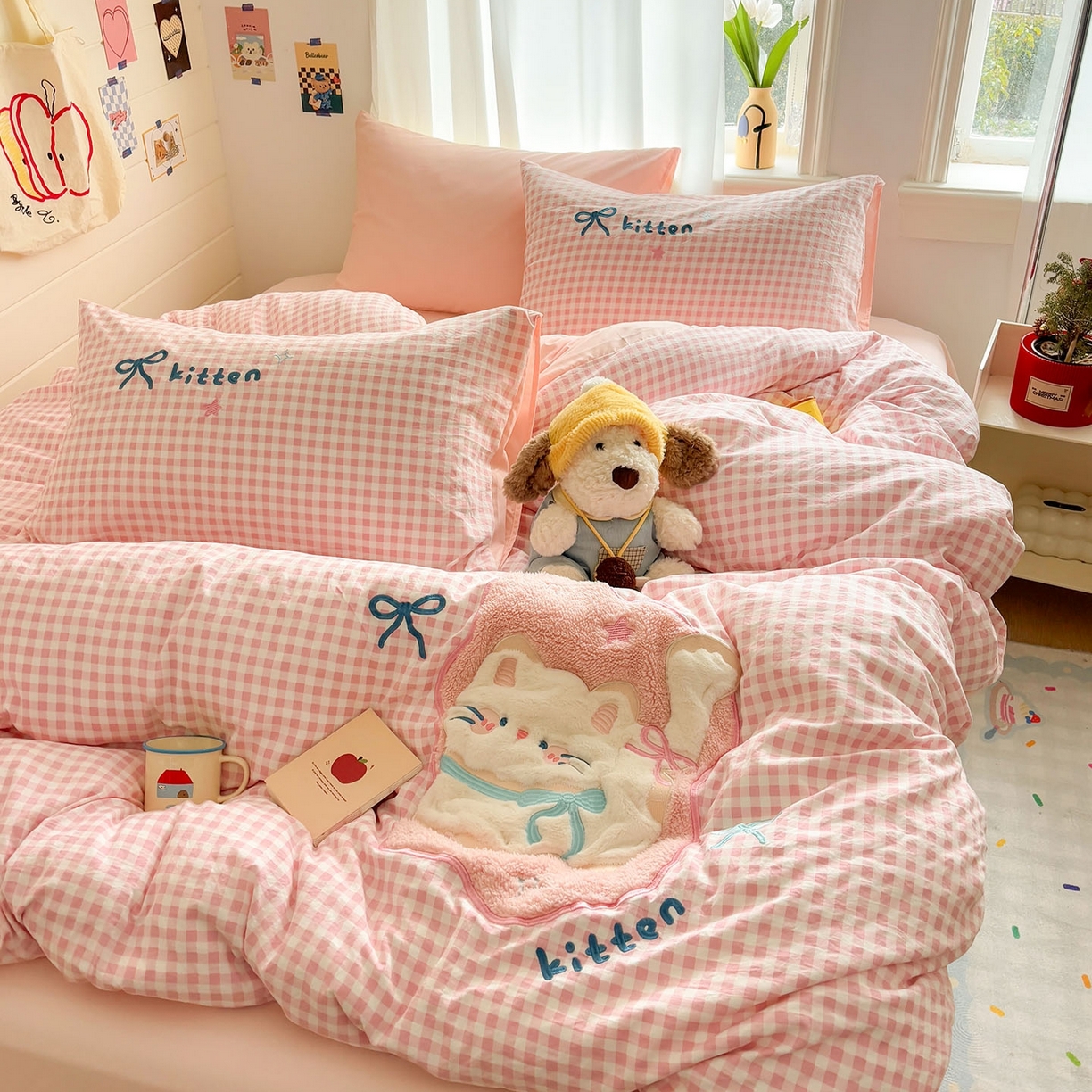 91家纺网 家纺一手货源 找家纺 我心家纺 2026新款卡通刺绣四件套 露营小猫-粉格