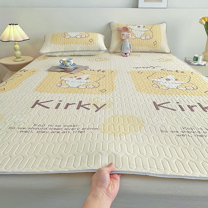 91家纺网 家纺一手货源 找家纺 佳鸿家纺 2026新款卡通乳胶凉席二件套三件套冰丝软席空调席跨境爆款 柴犬