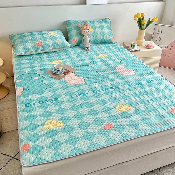 91家纺网 家纺一手货源 找家纺 佳鸿家纺 2026新款卡通乳胶凉席二件套三件套冰丝软席空调席跨境爆款 恐龙