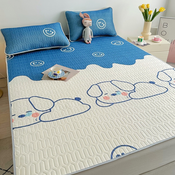 91家纺网 家纺一手货源 找家纺 佳鸿家纺 2026新款卡通乳胶凉席二件套三件套冰丝软席空调席跨境爆款 趴趴狗