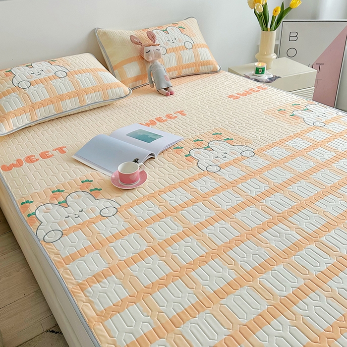 91家纺网 家纺一手货源 找家纺 佳鸿家纺 2026新款卡通乳胶凉席二件套三件套冰丝软席空调席跨境爆款 萝卜兔