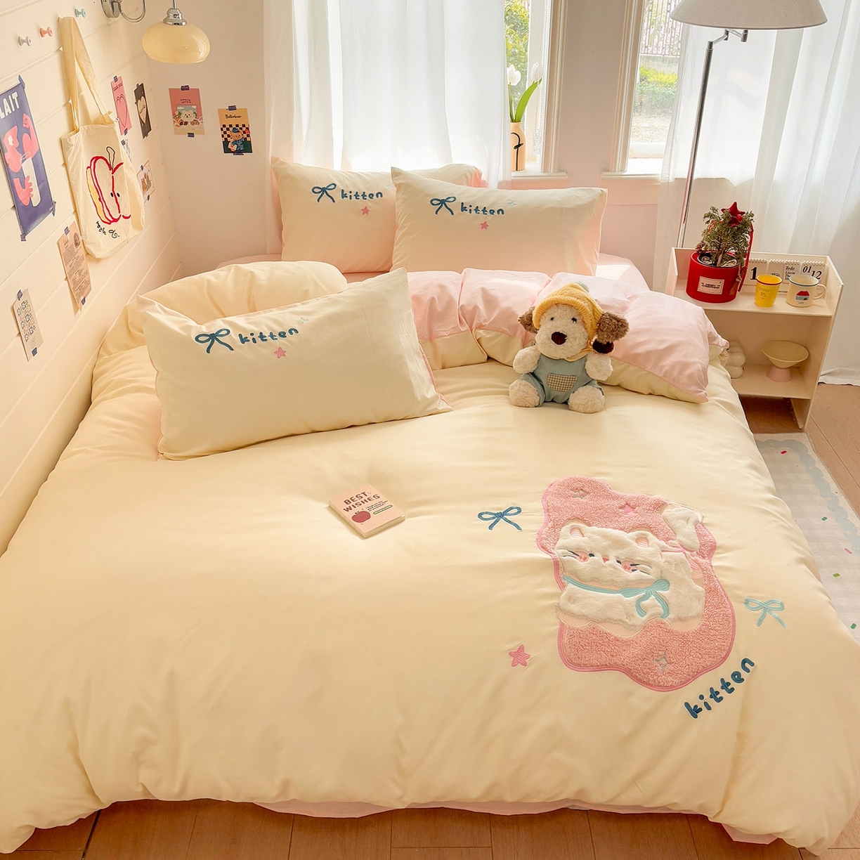 91家纺网 家纺一手货源 找家纺 我心家纺 2026新款卡通刺绣四件套 露营小猫-米黄