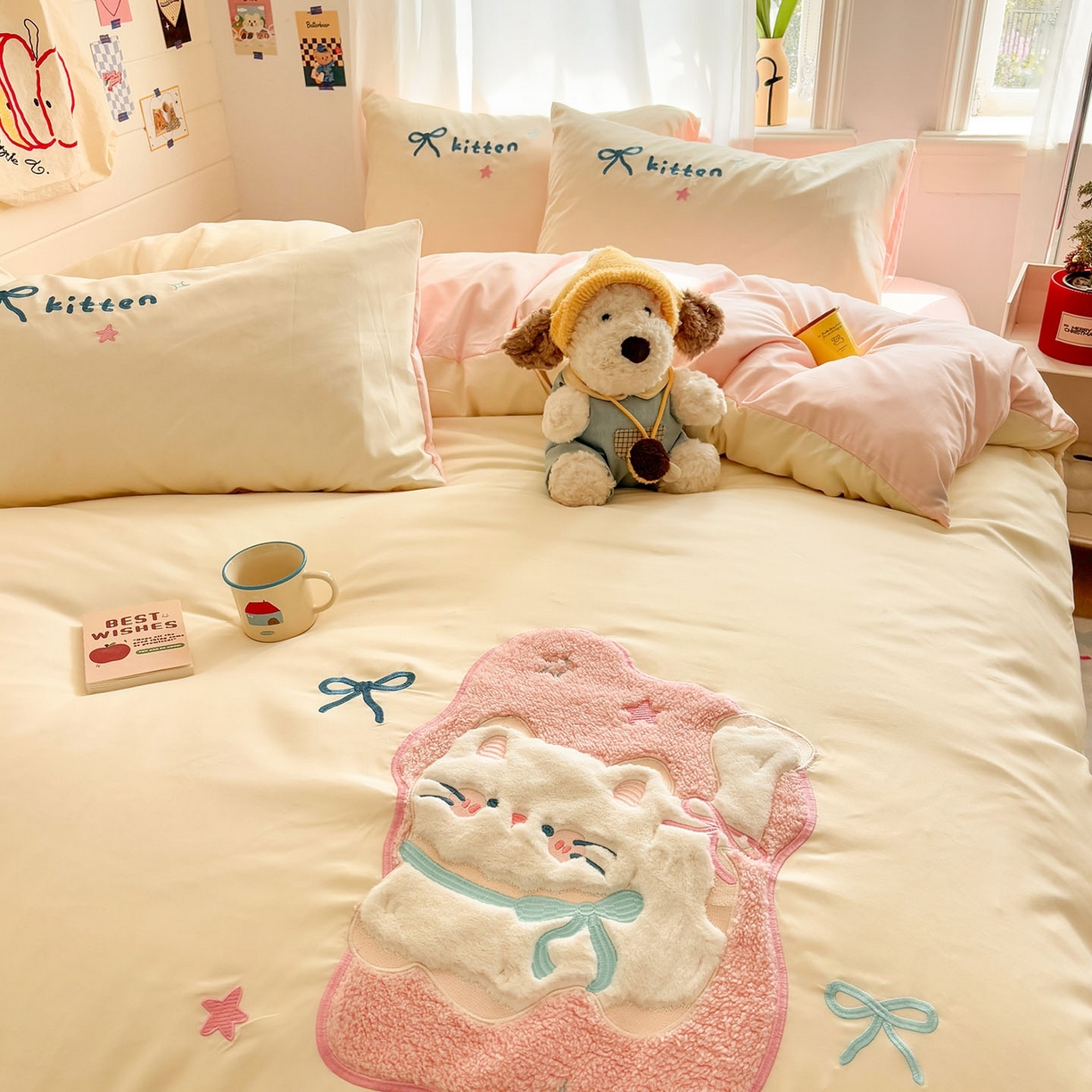 91家纺网 家纺一手货源 找家纺 我心家纺 2026新款卡通刺绣四件套 露营小猫-米黄