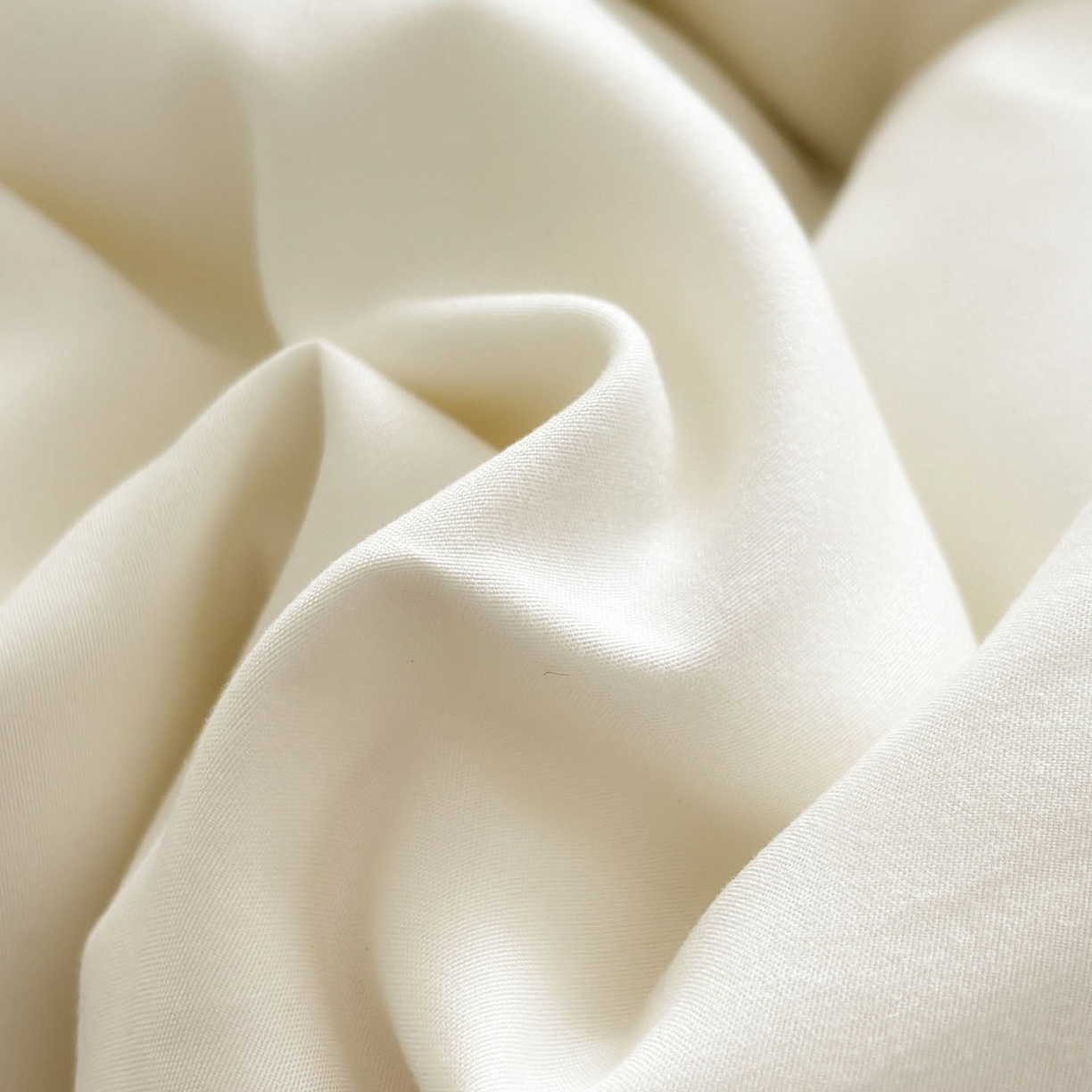 91家纺网 家纺一手货源 找家纺 我心家纺 2026新款卡通刺绣四件套 猫兔日记-白