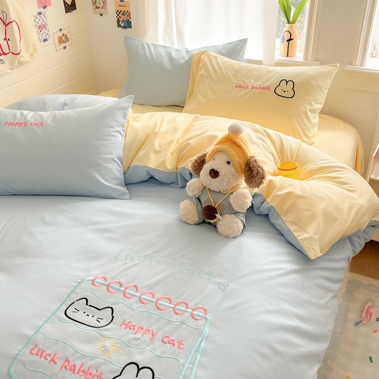 91家纺网 家纺一手货源 找家纺 我心家纺 2026新款卡通刺绣四件套 猫兔日记-蓝黄