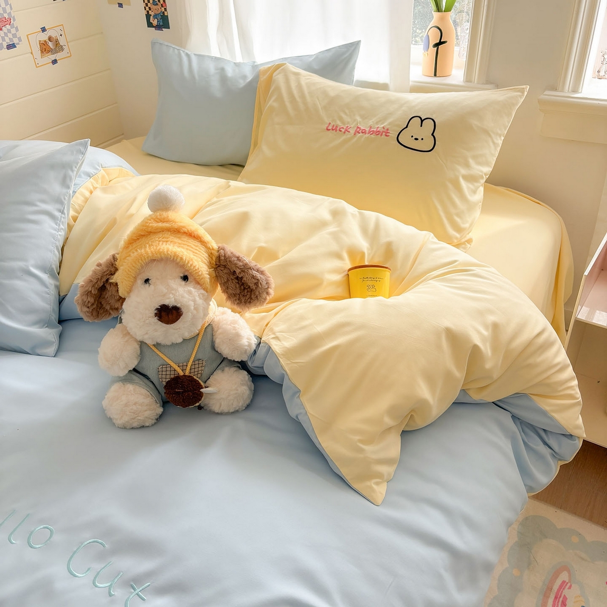 91家纺网 家纺一手货源 找家纺 我心家纺 2026新款卡通刺绣四件套 猫兔日记-蓝黄