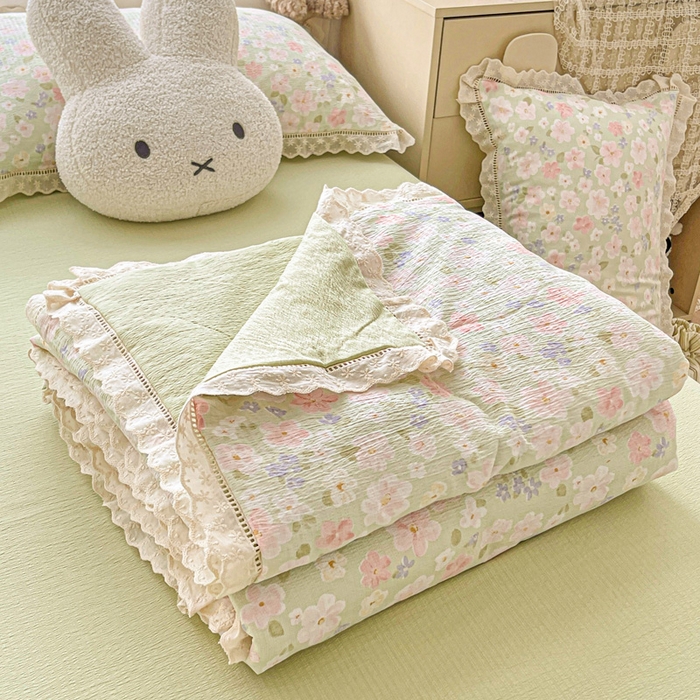 91家纺网 家纺一手货源 找家纺 （总）仟网汇 2026新款云感木棉皱皱纱全棉花边款夏被四件套