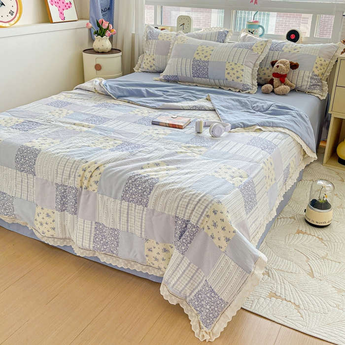 91家纺网 家纺一手货源 找家纺 仟网汇 2026新款云感木棉皱皱纱全棉花边款夏被四件套 百福兰