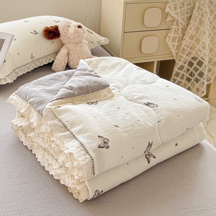 仟网汇 2026新款云感木棉皱皱纱全棉花边款夏被四件套 蝴蝶梦