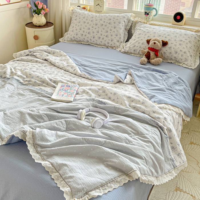 91家纺网 家纺一手货源 找家纺 仟网汇 2026新款云感木棉皱皱纱全棉花边款夏被四件套 兰黛