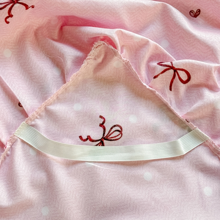 91家纺网 家纺一手货源 找家纺 莎臣豹 2026新款植物羊绒单品单件单床裙可配床裙三件套甜美风趣