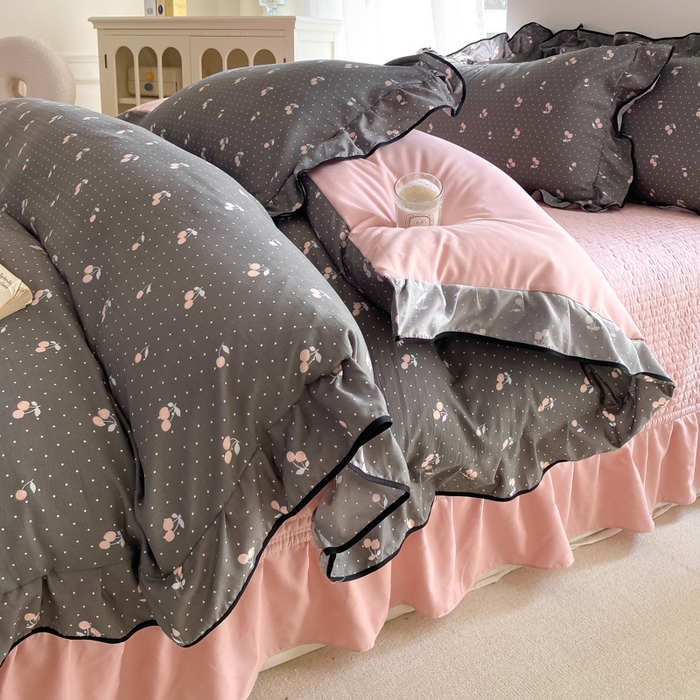 仟网汇 2026新款A类赫本针织双层纱床盖四件套床盖夏被四件套 复古樱桃