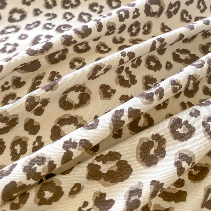 91家纺网 家纺一手货源 找家纺 仟网汇 2026新款A类赫本针织双层纱床盖四件套床盖夏被四件套 奶咖豹纹