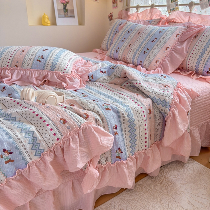 91家纺网 家纺一手货源 找家纺 梵希雅 2026新款泡芙纱床盖夏被四件套 费尔岛小狗