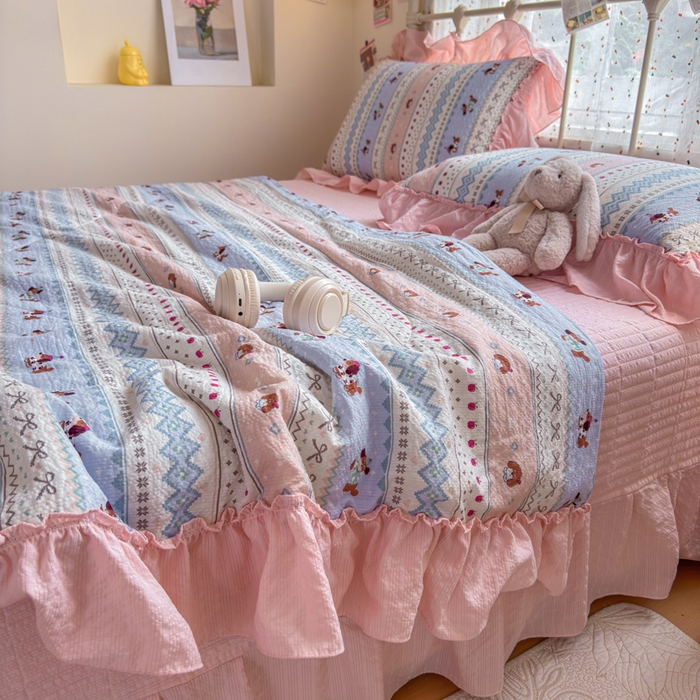 91家纺网 家纺一手货源 找家纺 梵希雅 2026新款泡芙纱床盖夏被四件套 费尔岛小狗