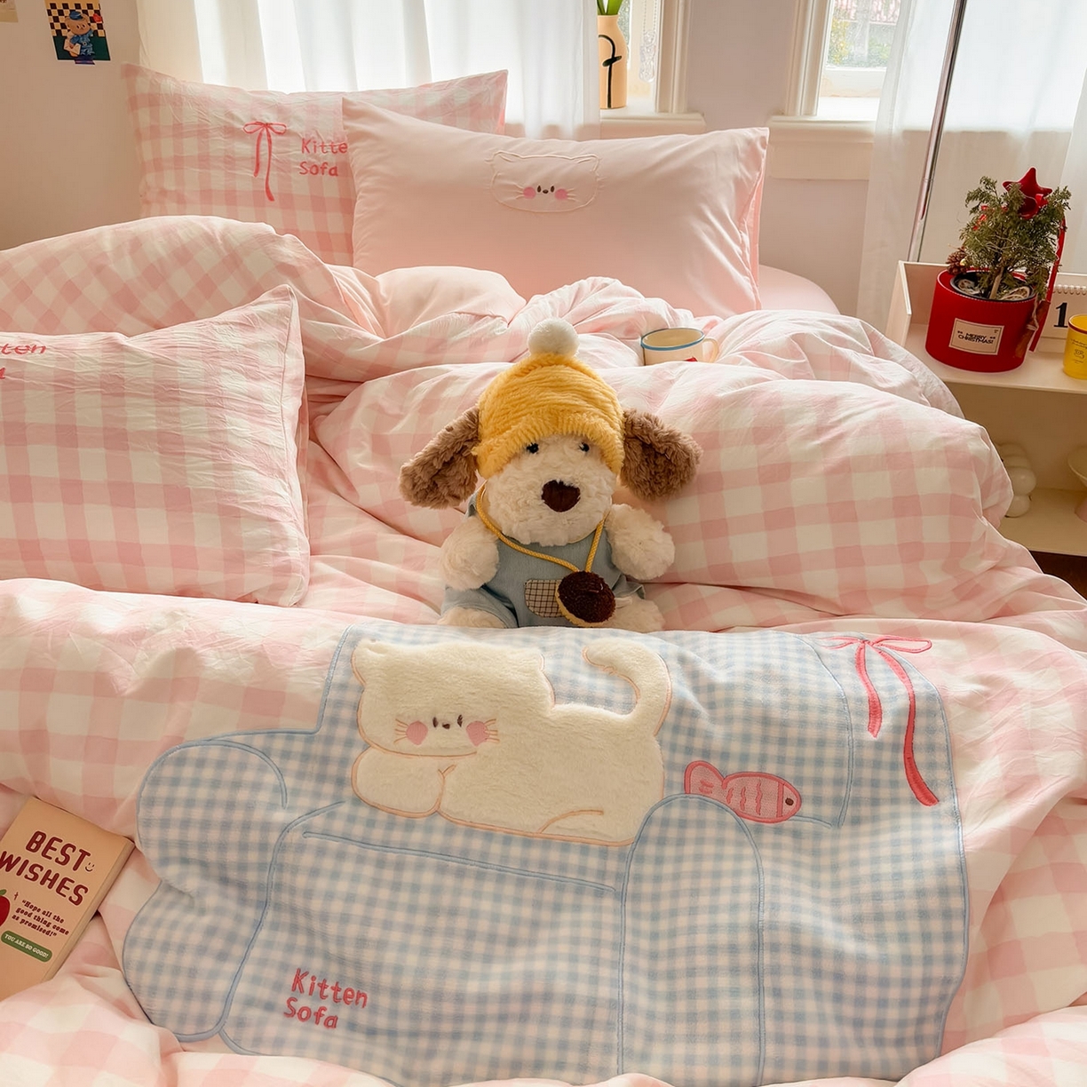 91家纺网 家纺一手货源 找家纺 我心家纺 2026新款卡通刺绣四件套 沙发猫-粉格