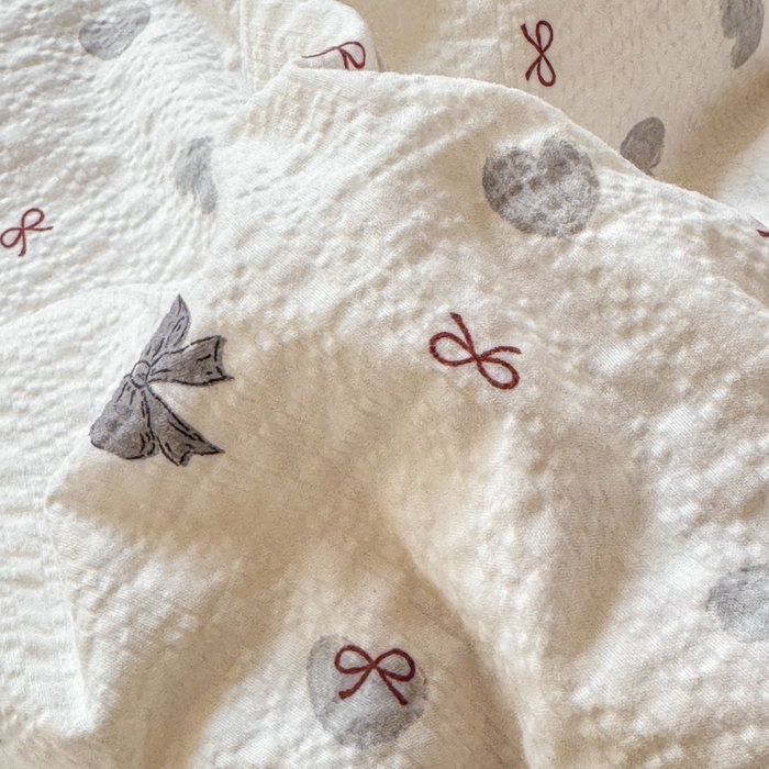 91家纺网 家纺一手货源 找家纺 梵希雅 2026新款泡芙纱床盖夏被四件套 灰蝴蝶结