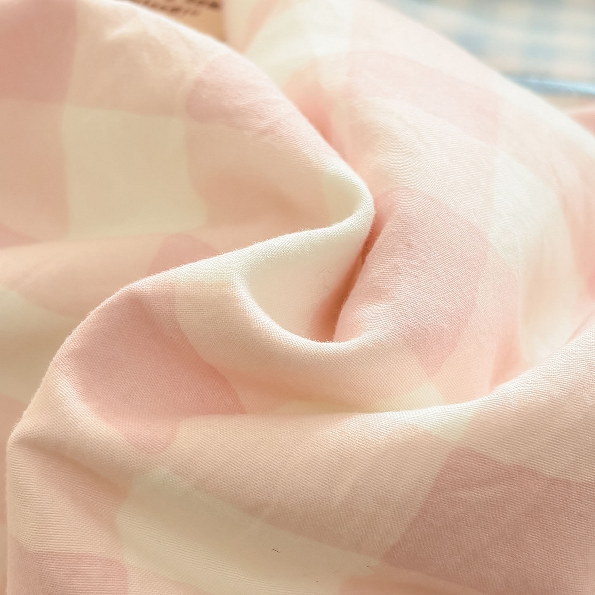 91家纺网 家纺一手货源 找家纺 我心家纺 2026新款卡通刺绣四件套 沙发猫-粉格