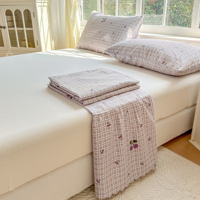 91家纺网 家纺一手货源 找家纺 莎臣豹 2026新款植物羊绒单品单件单床裙可配床裙三件套乌梅樱桃