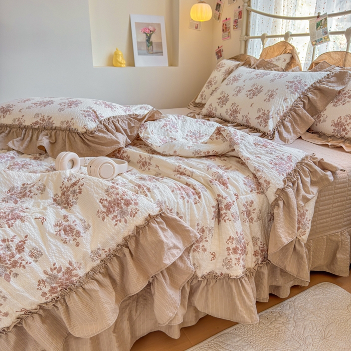 91家纺网 家纺一手货源 找家纺 梵希雅 2026新款泡芙纱床盖夏被四件套 小苍兰