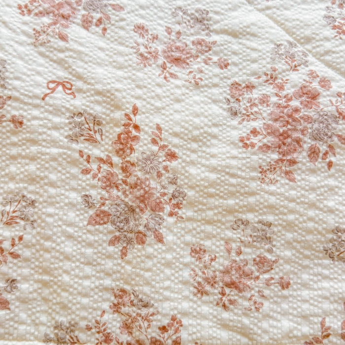 91家纺网 家纺一手货源 找家纺 梵希雅 2026新款泡芙纱床盖夏被四件套 小苍兰