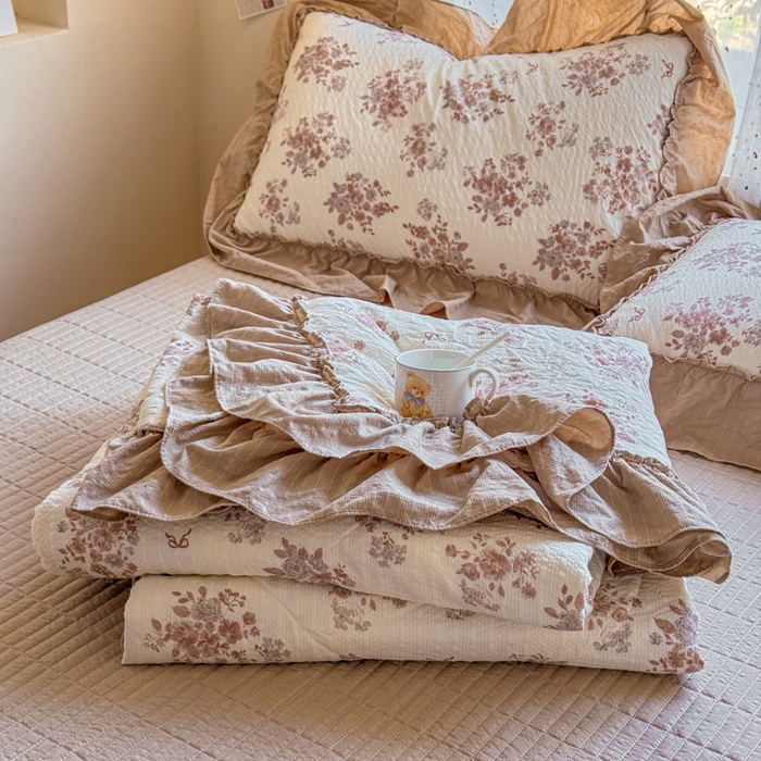 91家纺网 家纺一手货源 找家纺 梵希雅 2026新款泡芙纱床盖夏被四件套 小苍兰