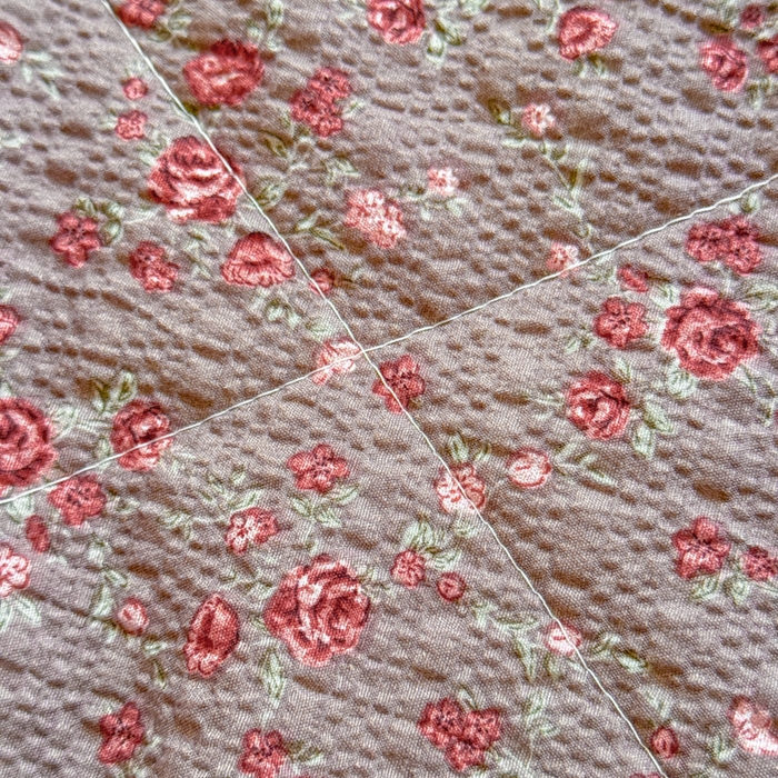 91家纺网 家纺一手货源 找家纺 梵希雅 2026新款泡芙纱床盖夏被四件套 胭脂