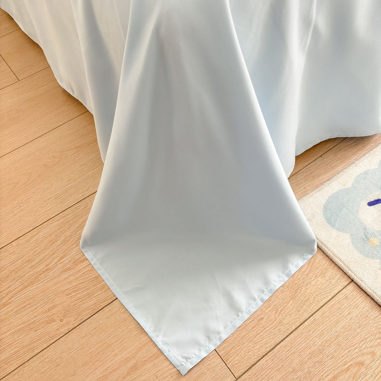 91家纺网 家纺一手货源 找家纺 我心家纺 2026新款卡通刺绣四件套 小猫番茄钟-白