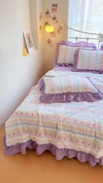 91家纺网 家纺一手货源 找家纺 梵希雅 2026新款泡芙纱床盖夏被四件套 甜心木马卷