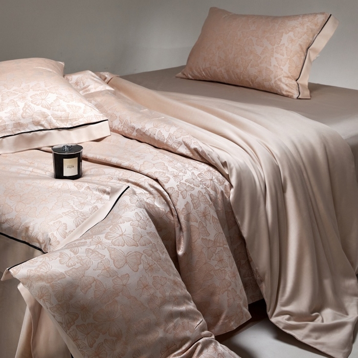 91家纺网 家纺一手货源 找家纺 金奇达家纺 2026新款丝光色织提花四件套-蝶梦浮光系列（标准号全网控价（折后券后）不低于359元 会员减50） 蝶梦浮光-织云橙