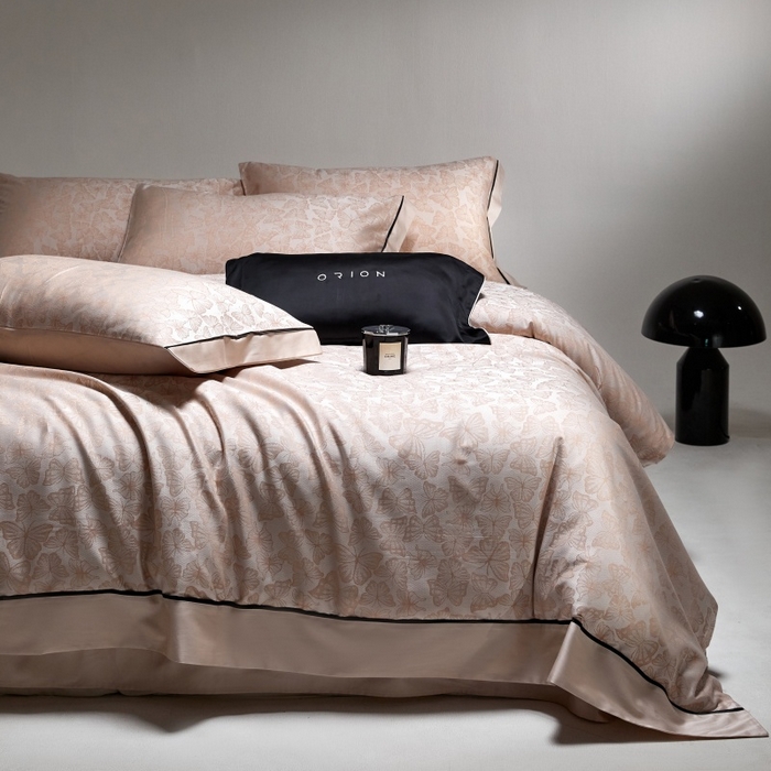 91家纺网 家纺一手货源 找家纺 金奇达家纺 2026新款丝光色织提花四件套-蝶梦浮光系列（标准号全网控价（折后券后）不低于359元 会员减50） 蝶梦浮光-织云橙