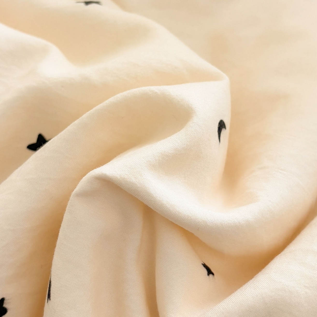 91家纺网 家纺一手货源 找家纺 我心家纺 2026新款卡通刺绣四件套 小萌宝-咖