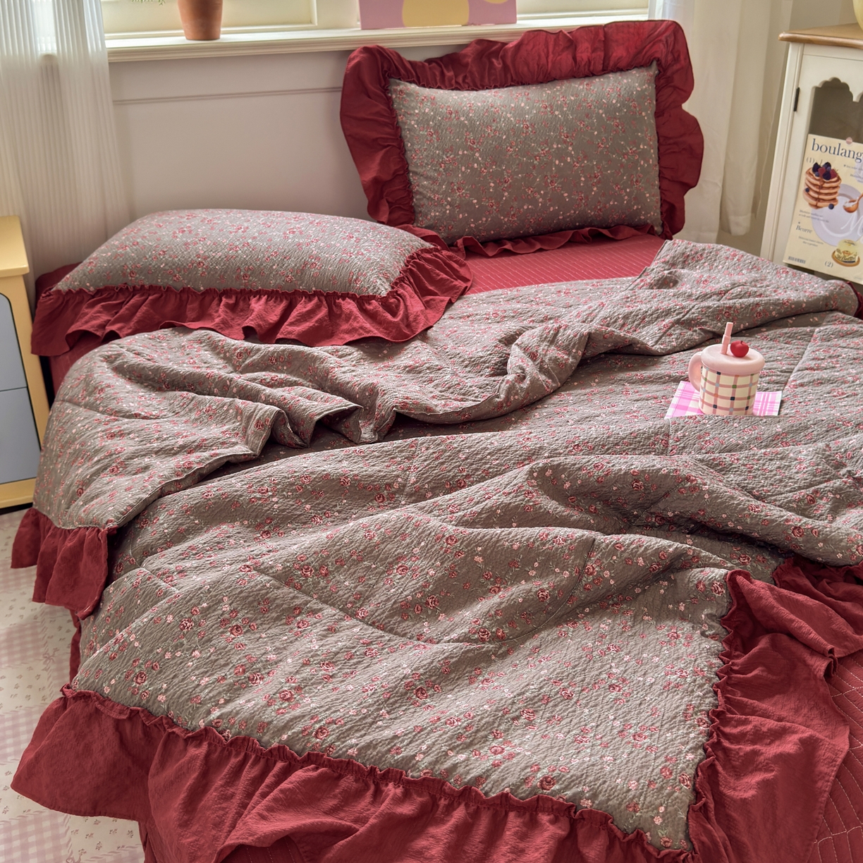 91家纺网 家纺一手货源 找家纺 禾沐 2026新款云感泡芙棉床盖夏被四件套AA款（夏被款） 胭脂