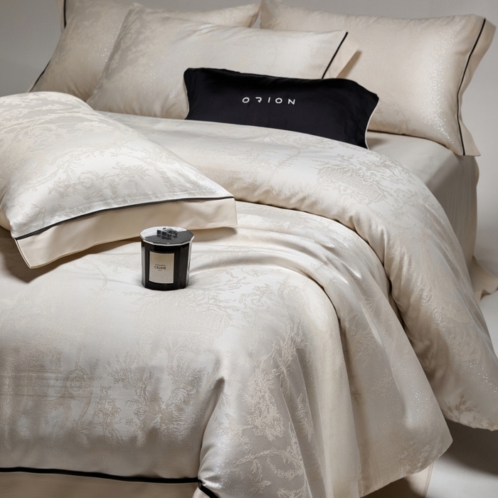 91家纺网 家纺一手货源 找家纺 金奇达家纺 2025新款保暖羽零™多莉羊绒围巾 杏仁烤奶 34*190cm