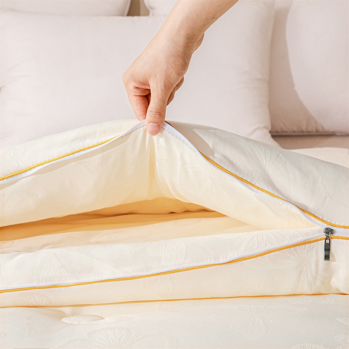 91家纺网 家纺一手货源 找家纺 小禹仔家纺 2026新款二合一拉链款蚕蛹蛋白子母被冬被春秋被夏被被子被芯加厚棉被-蝶梦系列 蝴蝶-米白