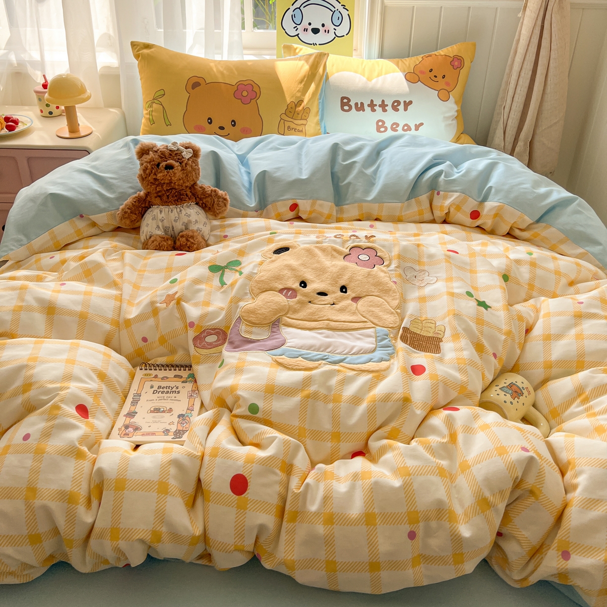 91家纺网 家纺一手货源 找家纺 桃喜 2026新款全棉纯棉贴布绣四件套（会员-5元） 黄格小熊（全棉）