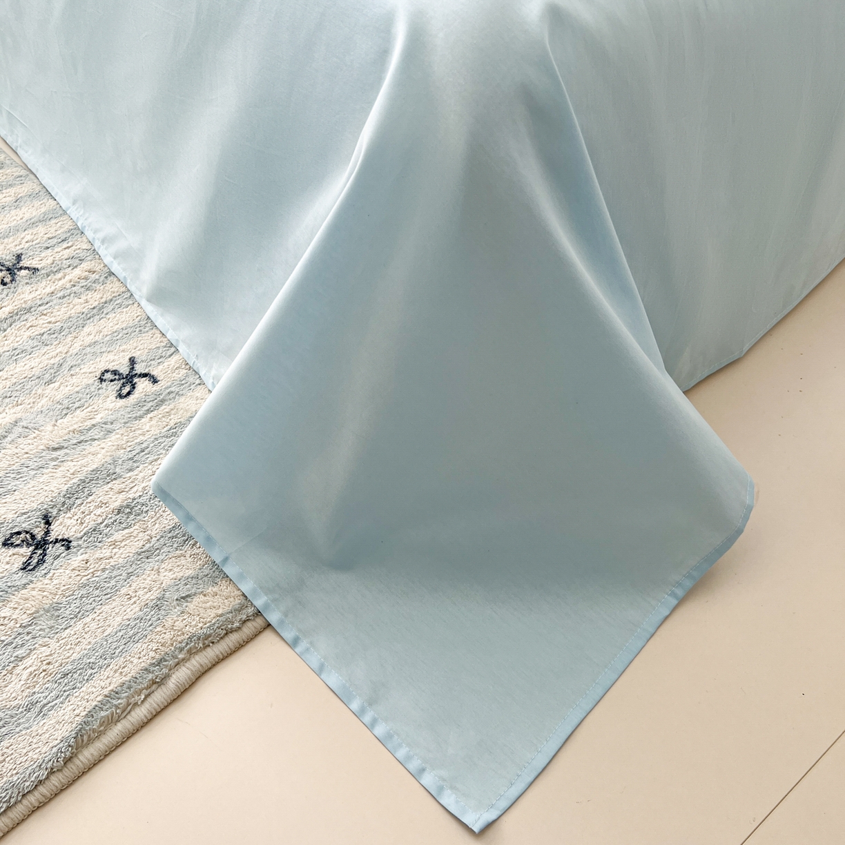 91家纺网 家纺一手货源 找家纺 桃喜 2026新款全棉纯棉贴布绣四件套（会员-5元） 黄格小熊（全棉）