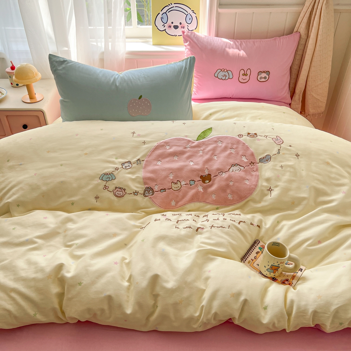 91家纺网 家纺一手货源 找家纺 桃喜 2026新款全棉纯棉贴布绣四件套（会员-5元） 苹果行星（全棉）